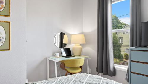 King Bed, Near DT and Best Restaurants, Pets OK! - Foto 3