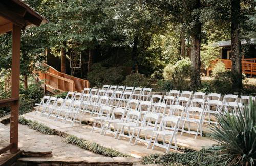 The Summit - 4 cabin getaway for 20 guests with views - Foto 68