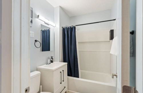 Fun and Cozy Family-friendly Home - Near Encore Tufts- MIT-Airport - Foto 19