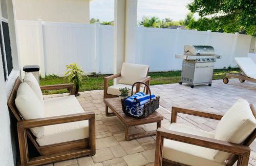 Paradise Heated Pool Home Near IMG and Siesta Key Beach - Photo 4