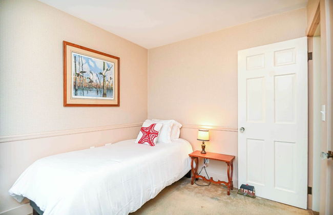 Cape Neddick Coastal Hideaway New England Charm! - Photo 17