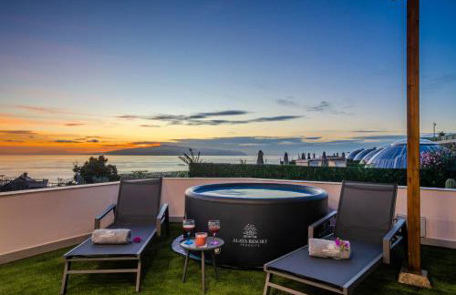 Apartamento de Lujo con Jacuzzi Privado, Piscina y Vistas al Mar - Foto 17