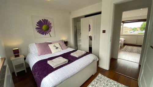 Modern 3-Bedroom villa, 3 Parking Spaces, WiFi - Foto 4