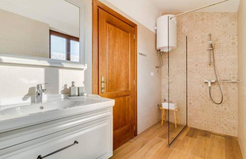 Villa NIMA - Holiday house with private pool - Foto 14