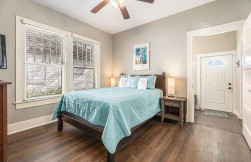 Beachy Bungalow! 2BD, King Bed - Foto 14