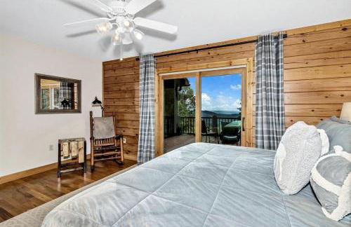 Cozy Mountain Cabin with Long-Range Views near Waterfall Park in Old Fort, NC - Foto 27