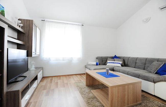 Apartments Hills - Photo 53