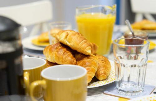 Newly-renovated, mid-terrace cottage in Porthmadog - Photo 16