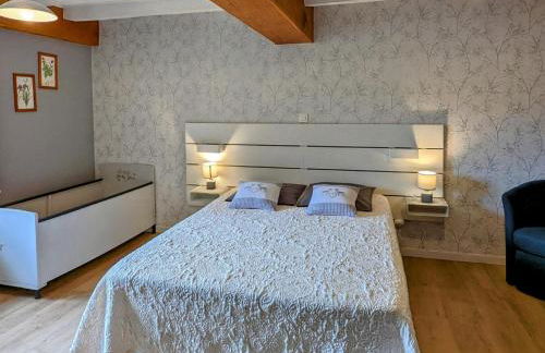 Gîte de charme à Saint-Bresson, proche activités nature - FR-1-583-476 - Foto 8