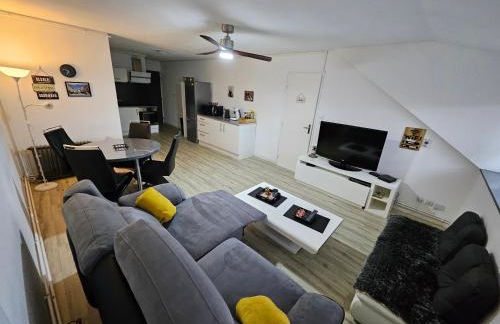 F3 centre d hericourt Fibre et Netfix - Foto 7