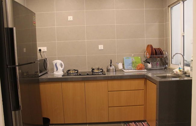 Cozy Crib at 7 Tree Seven Residence - Photo 10