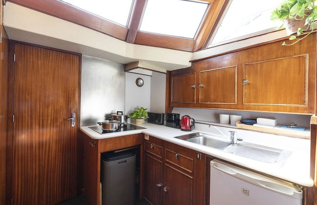 Luxury Boat in Port Forum - Photo 10