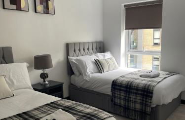 The Melodies with Free Parking , Harlow - Foto 9