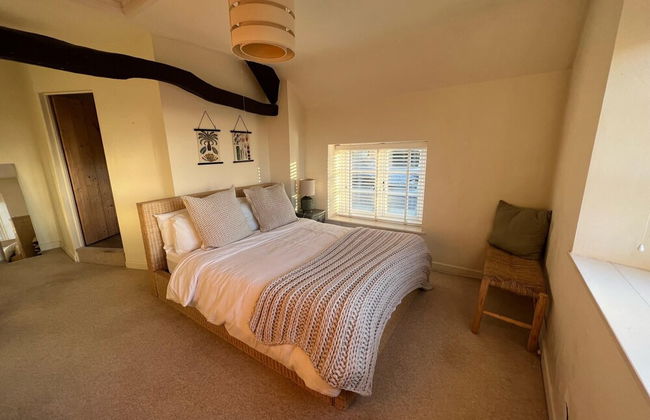 Beautiful 4-bed Cottage in Heart of the Cotswolds - Foto 10