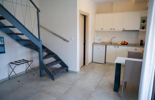 Callista Suites - Photo 29