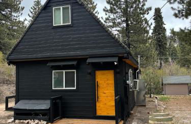 The Honey Bear Cabin Jacuzzi EV Friendly Renovated - Foto 3