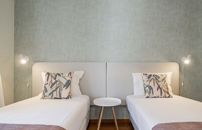 By the Sea, Reis Magos IV - Foto 5