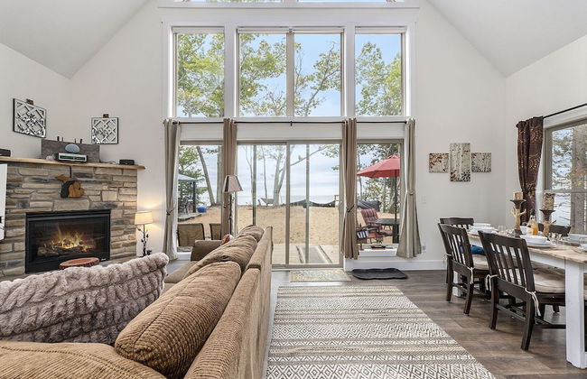 Overlooking Shoreline 2BDR Chalet 18396 - Foto 12