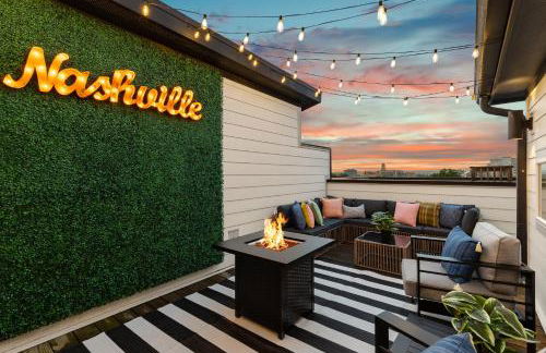 Walk to Vanderbilt and Belmont with Garage and Rooftop Deck - Foto 1