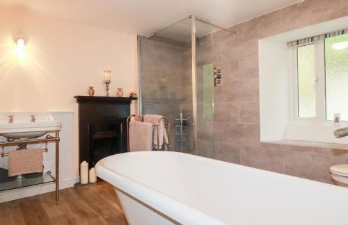 Still Waters - Foto 22