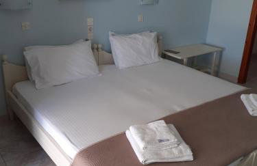 Mediterranean Studios - Photo 36