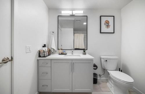 Luxe Loft In Heart Of Downtown - Foto 11