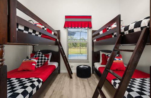 654- Newly Renovated Fabulous 4-Bedroom Pool Home in Watersong Resort, Game Room, Theater Room and More - Foto 23