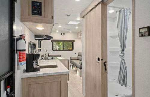 New Listing RV in Mount Dora 45 Mins from Disney - Foto 4