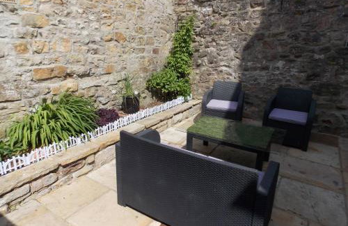 Waterloo Cottage - Photo 9