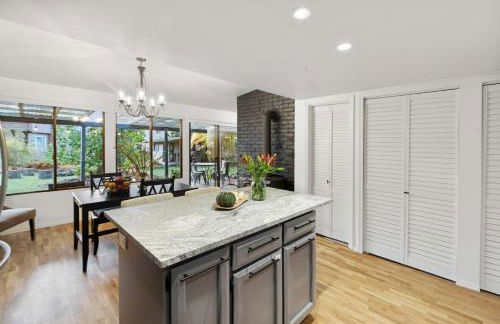 Ranch house in Bridal Trails - Foto 17