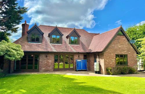 Serene Retreat - Hot Tub - Pool Table - Close to New Forest and Bournemouth Beach - Sleeps 12 - Foto 67