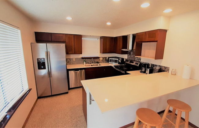 Garage Studio near OUSHC Hospital - Photo 47