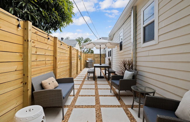 Stylish Luxury Home Near Beach & DT - Foto 11