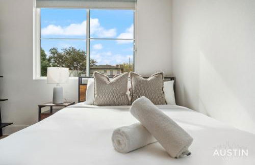 Luxurious Modernism with Private Hot Tub and Garage - Foto 45