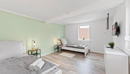 Moderne Monteurwohnungen in Nürtingen Zentrum Kitchen, Wifi, Smart TV - Foto 4