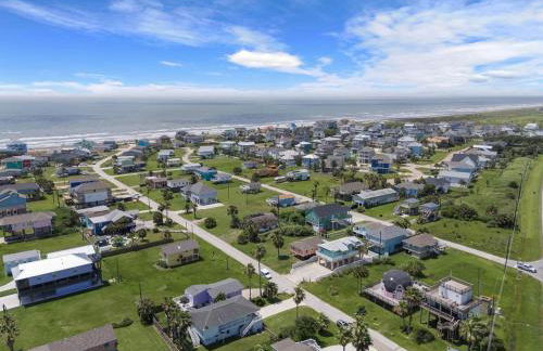 Beach Escape Close to Attractions and the Shore - Photo 35