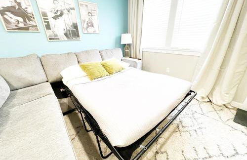 Johnny Cash "rambler" On Main - Foto 7