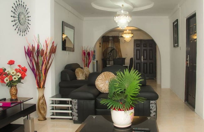 Home Away From Home in Gowon Estate -0904 937 8274 - Foto 9