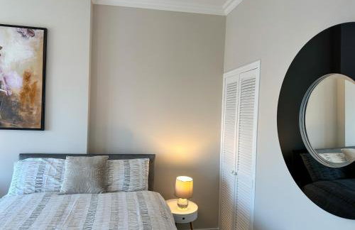 4 Bedrooms Homely House - Sleeps 6 Comfortably with 6 Double Beds,Glasgow, Free Street Parking, Business Travellers, Contractors, & Holiday-Goers, Near All Major Transport Links in Glasgow & City Centre, Perfect for Common Wealth Games 2026 - Foto 67