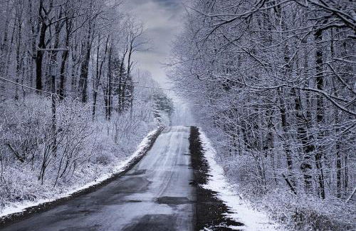 Log Cabin with a Hot Tub in Ellicottville, For Magical Glamping Escapes in New York - Foto 31