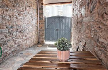 The Blue House - Traditional House in Old Town - Photo 14