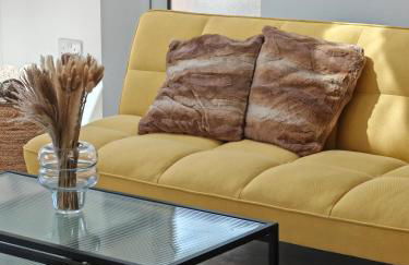 Gated 4 Guests House Free Parking - Foto 4