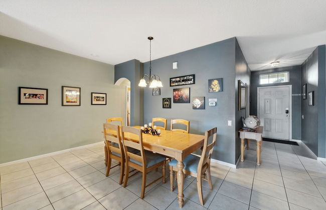 Vacation Resort Home Right Outside Of Disney World Parks With Private Pool 4 Bedroom Home by RedAwning - Foto 30