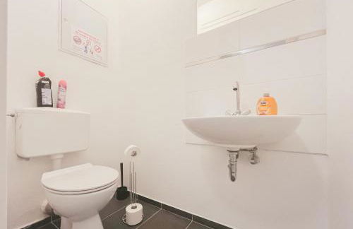 Home4Now DOR03 Monteursunterkunft in Dormagen I 3 Schlafzimmer für 6 Personen I Küche I SmartTV I WiFi - Foto 6