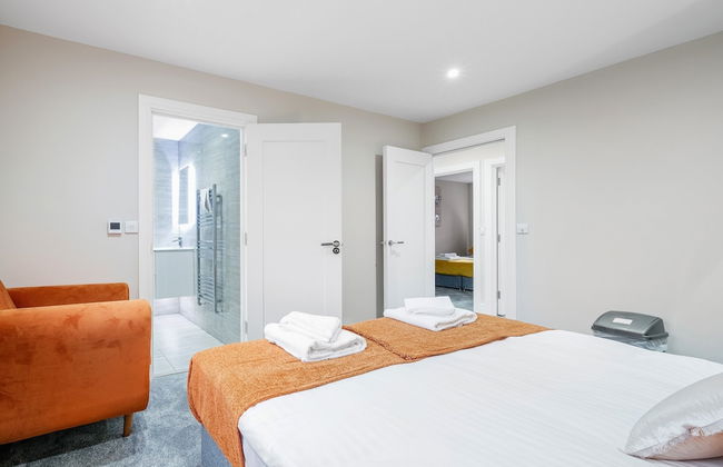 Crown Place 2 & 3 Bedroom Luxury Apts - Foto 52