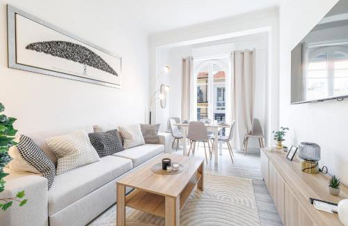 Nice Apt - City Center, Wifi, AC, 2-6 Pers - Foto 3