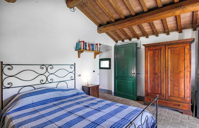 Studio With Pool And Orchard - Photo 4