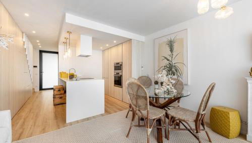 Riverside duplex by the sea with pool and balcony - Foto 2