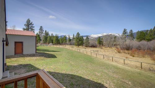 Pet-Friendly Victor Home with Fire Pit and Large Yard! - Foto 2