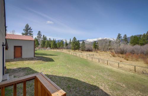 Pet-Friendly Victor Home with Fire Pit and Large Yard! - Foto 2